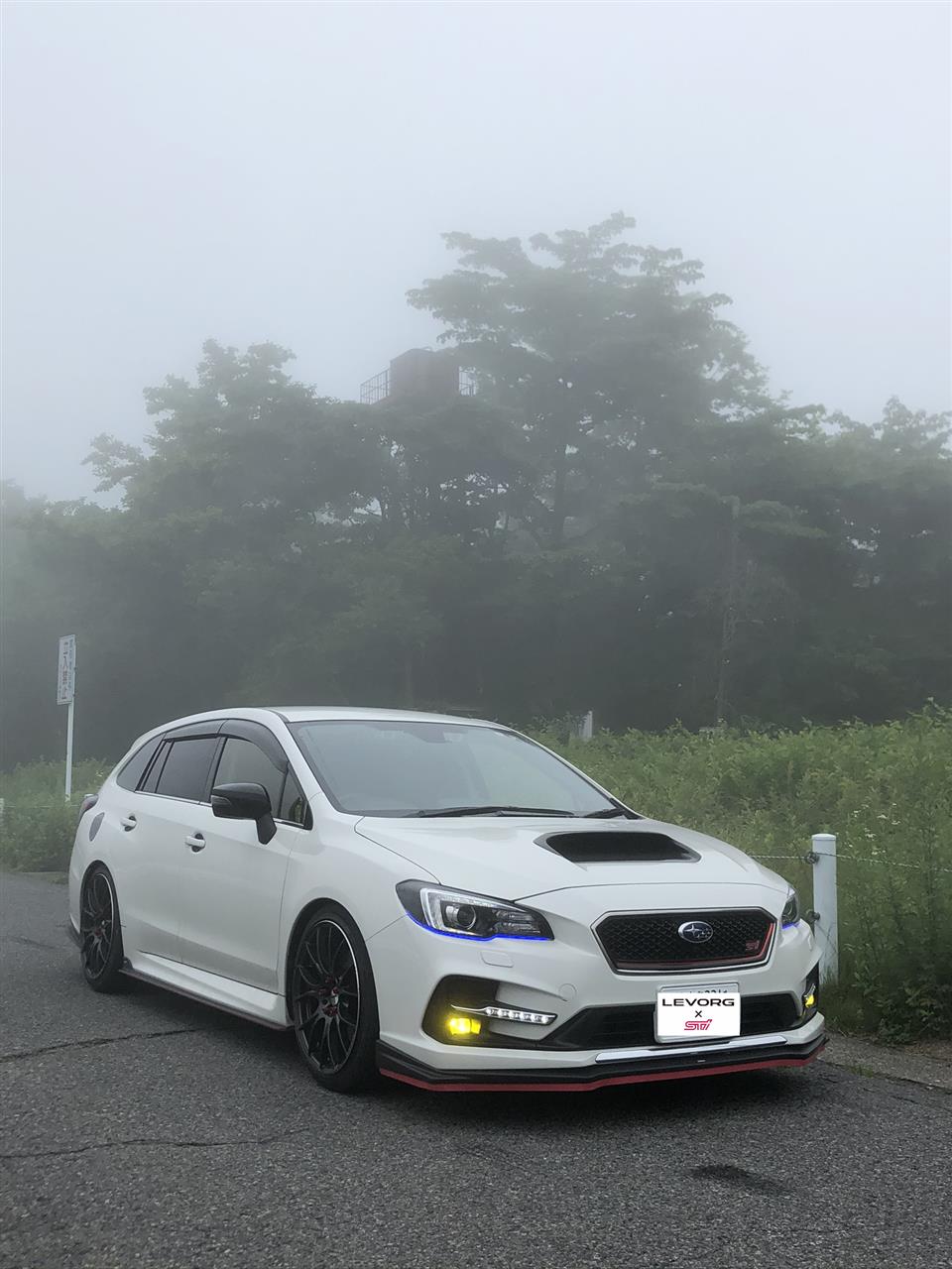 alt