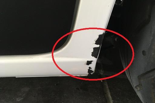 ボディに残ったパーツやステッカーの糊の跡はパーツクリーナーでこすれば簡単に落とせます シャコ のブログ シャコの憂鬱 みんカラ ボディに残ったパーツやステッカーの糊の跡はパーツクリーナーでこすれば簡単に落とせます シャコ のブログ シャコの憂鬱 みんカラ