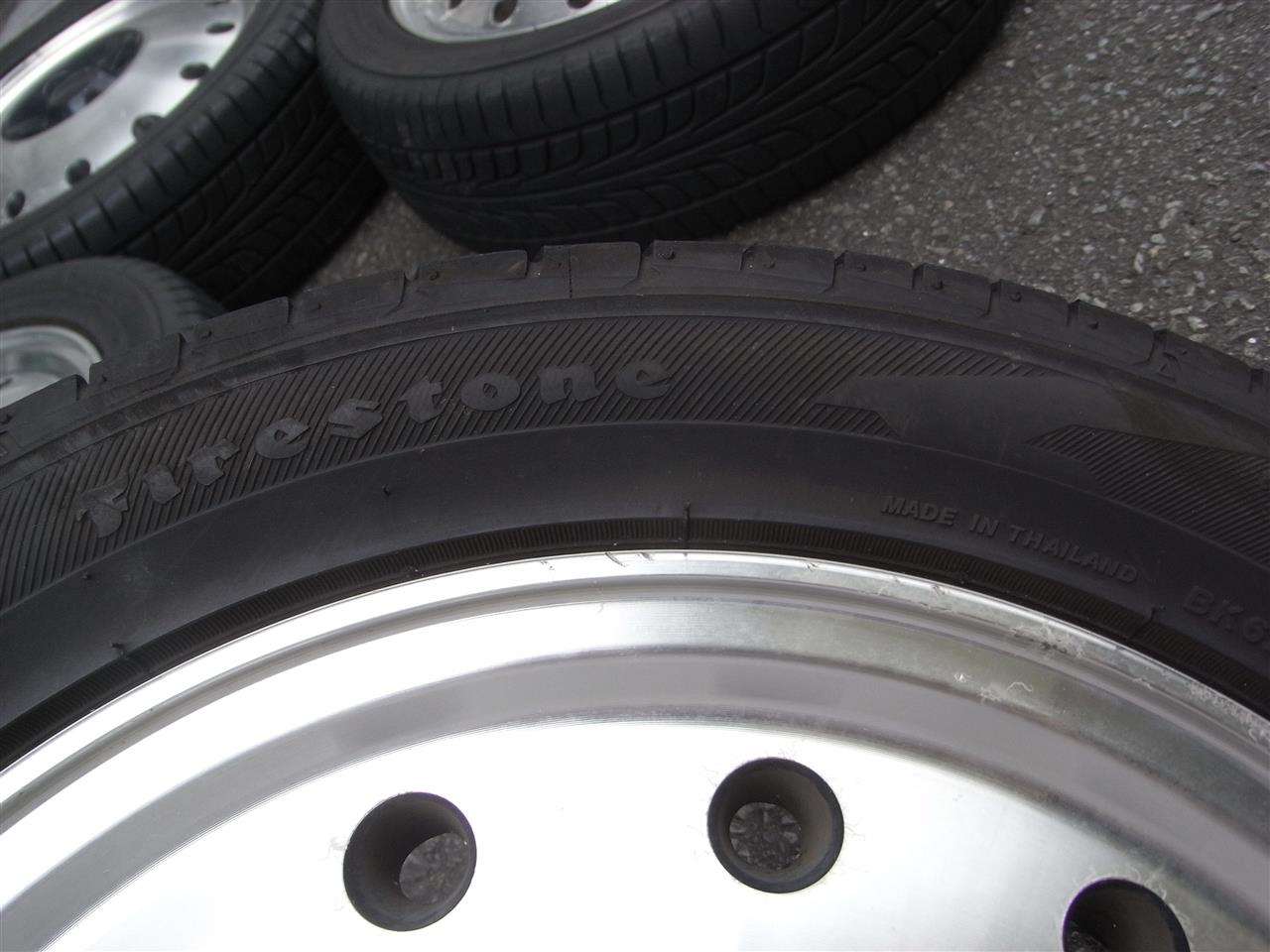 ダイハツネイキッド純正アルミホイールを入手しました さの んのブログ 緑 の車とバイク に囲まれた生活を送ってます E みんカラ ダイハツネイキッド純正アルミホイールを入手しました さの んのブログ 緑 の車とバイク に囲まれた生活を送ってます E みんカラ