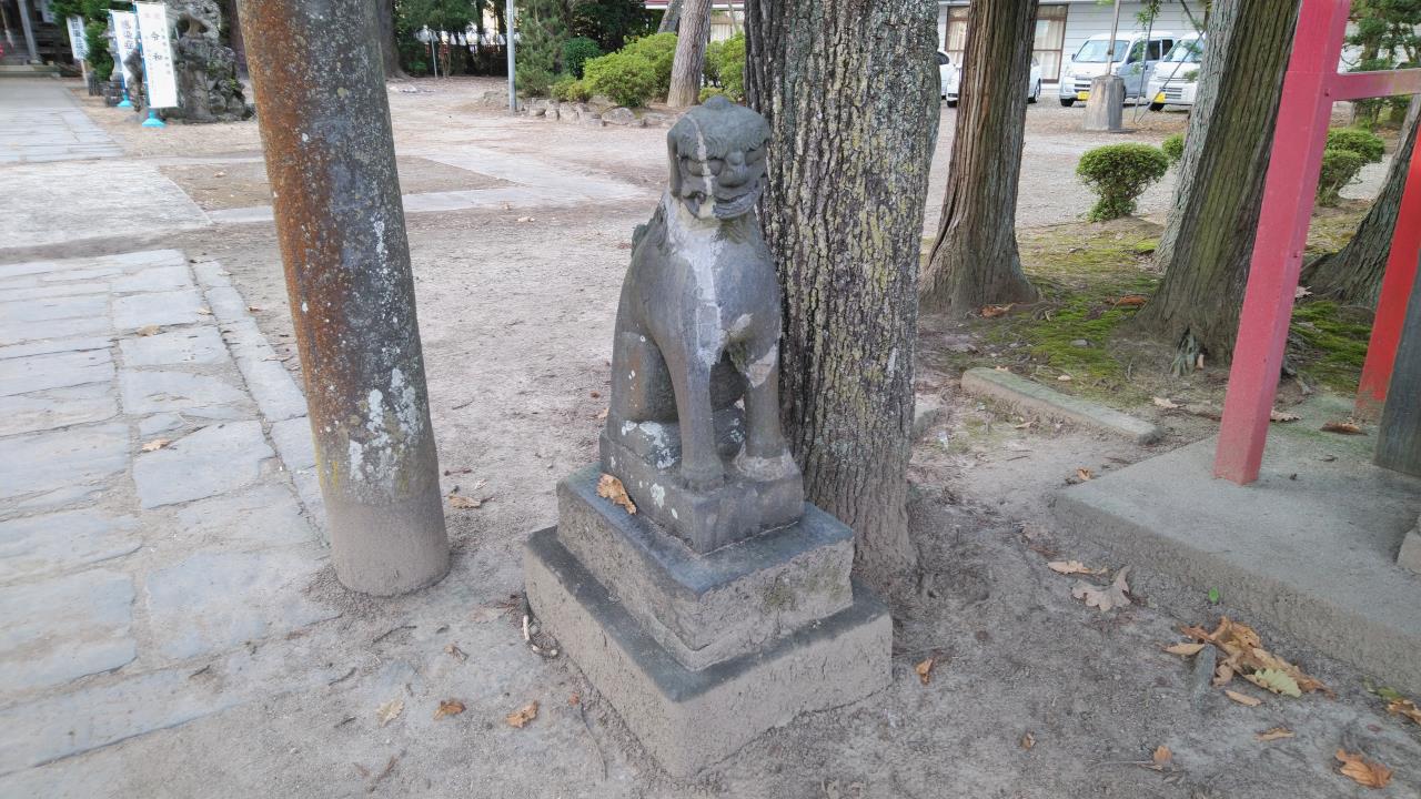 alt
