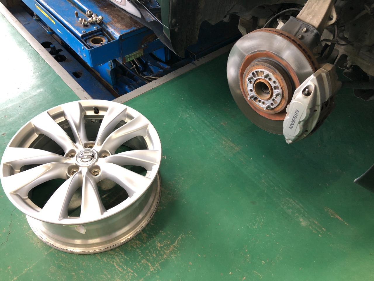 スカイライン クーペ V36 純正 18インチ | 中古タイヤ・ホイール専門店 太平タイヤ