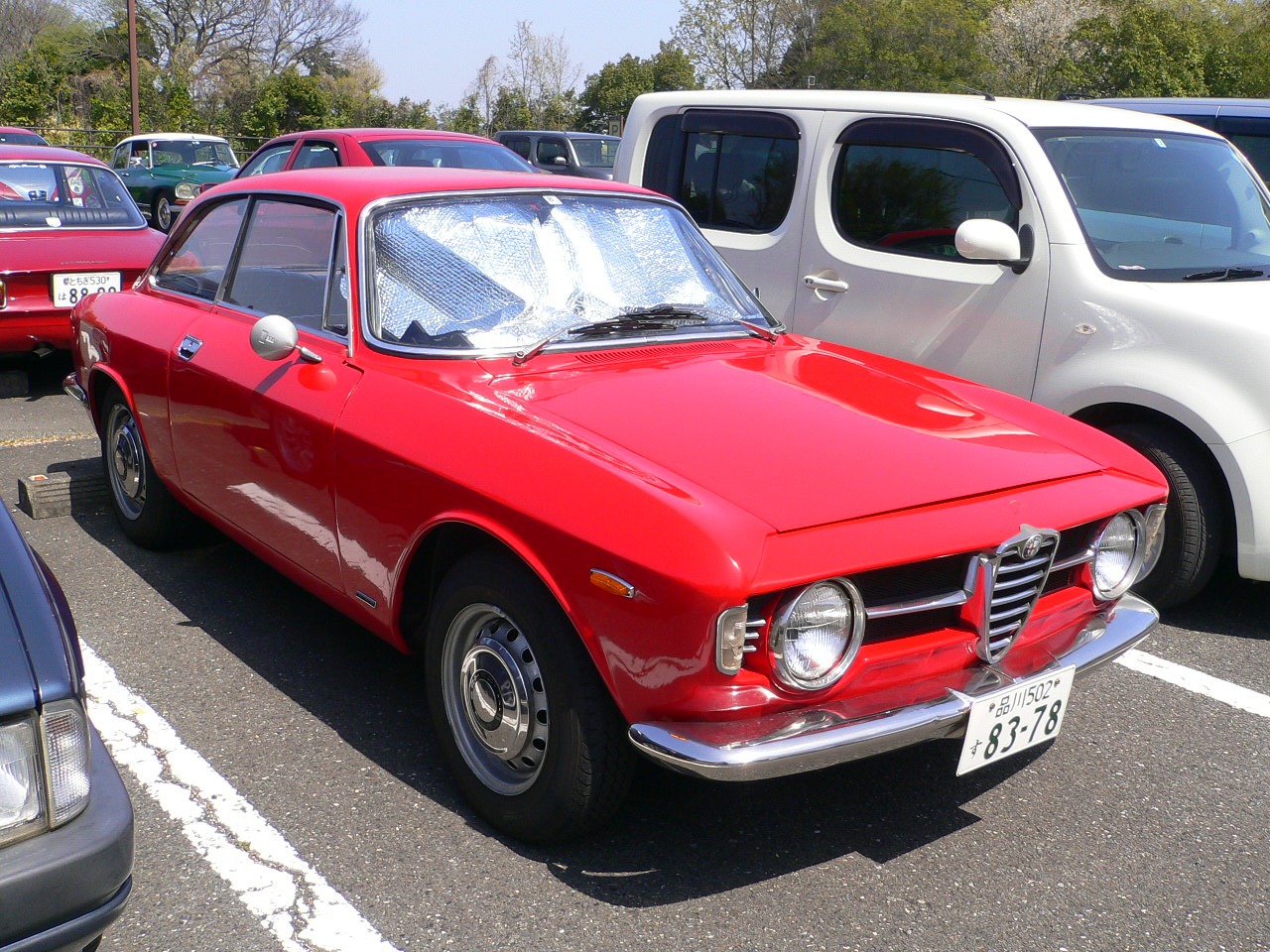 alt