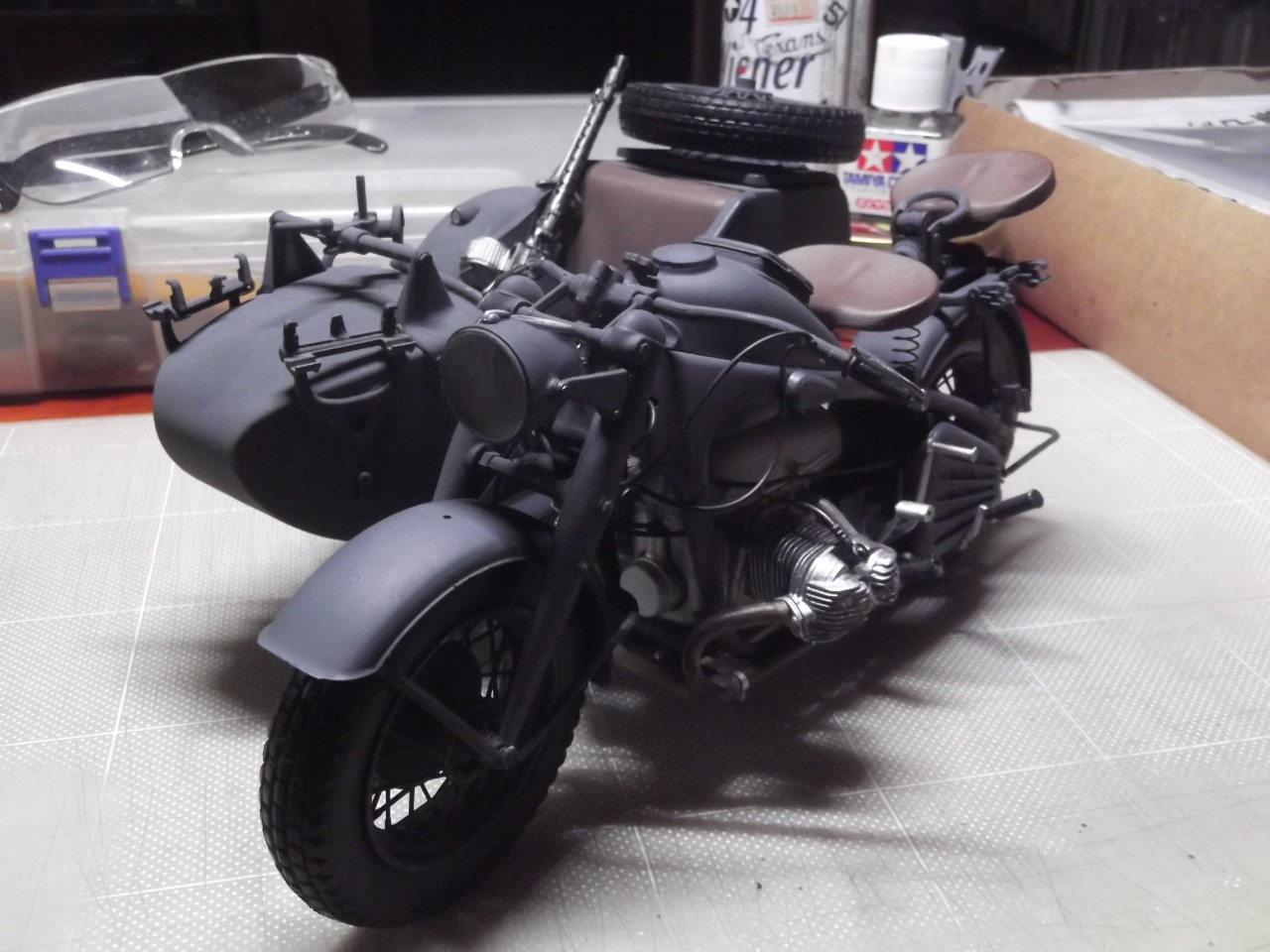 ブルマァク 1/9 Zündapp(ツェンダップ) KS750Z with sidecar