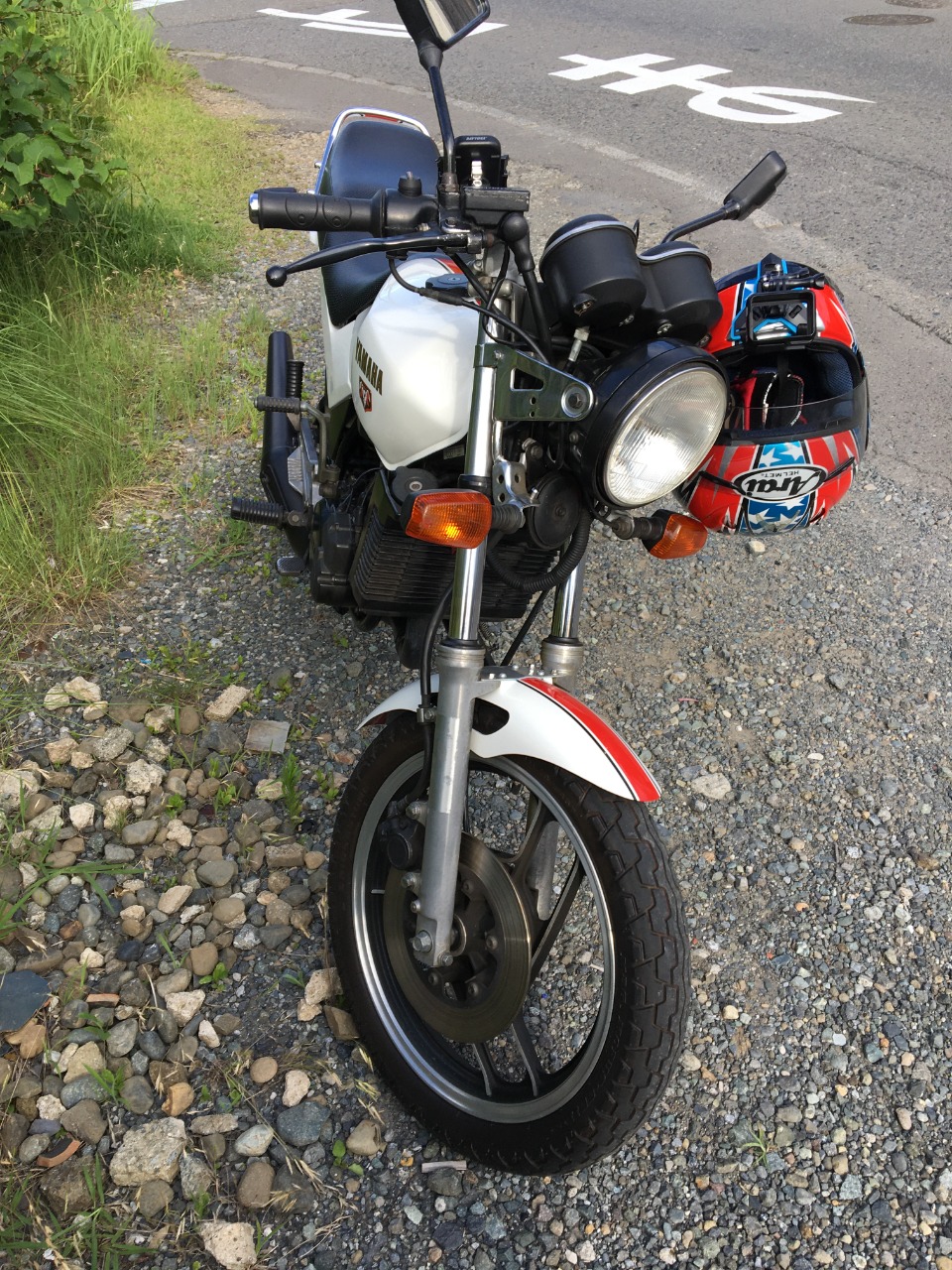 alt