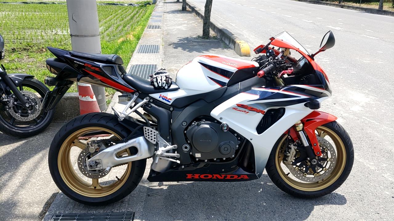 PC37&SC57中間パイプ50.8 cbr600rr cbr1000rr