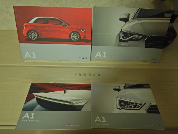 alt