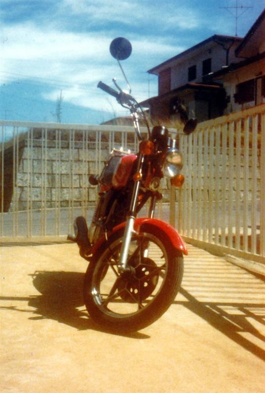alt