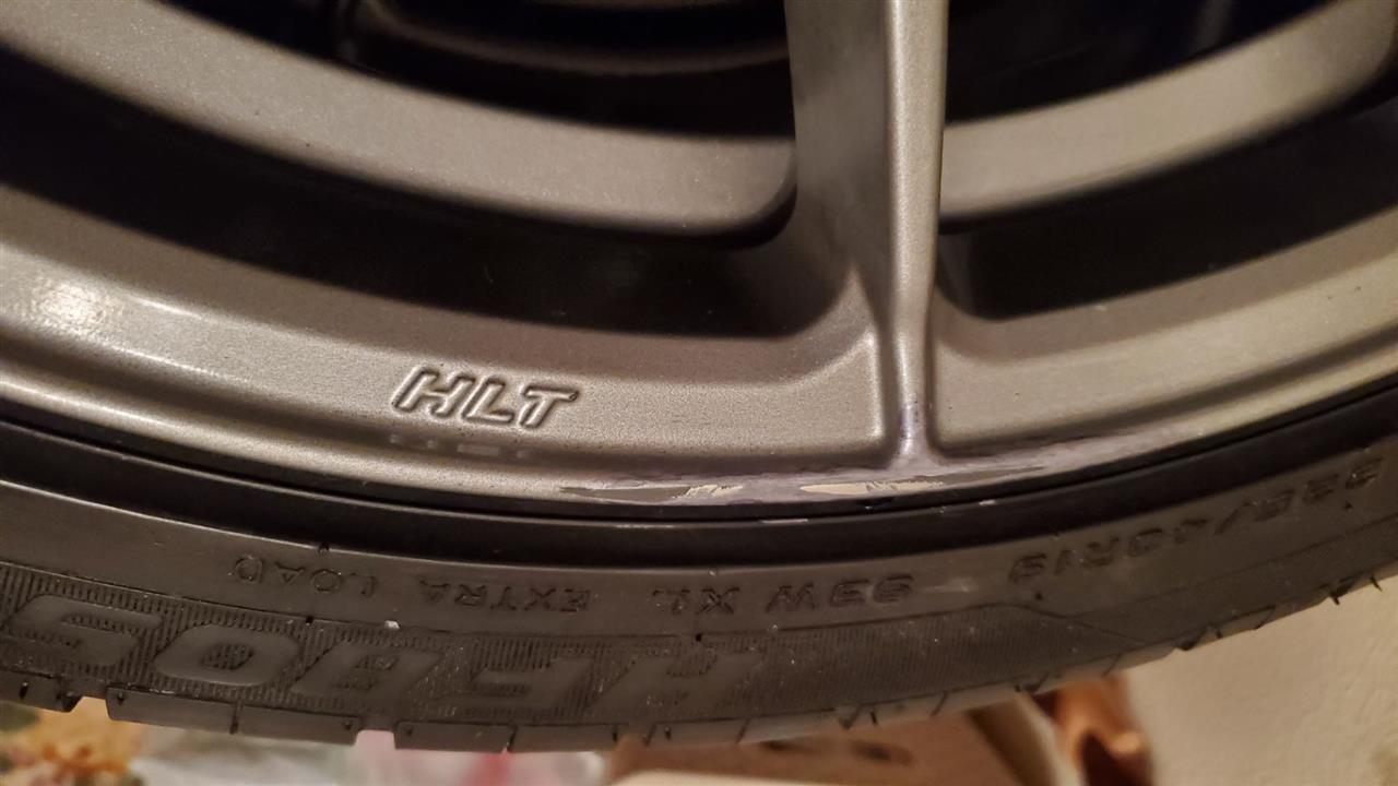 alt