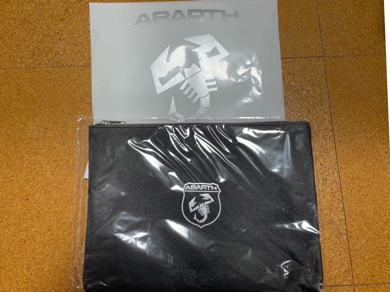 alt