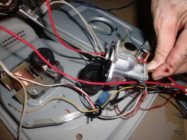 CORONA FH-M2513Y ファンヒーター 清掃・整備｜ebityuuのブログ