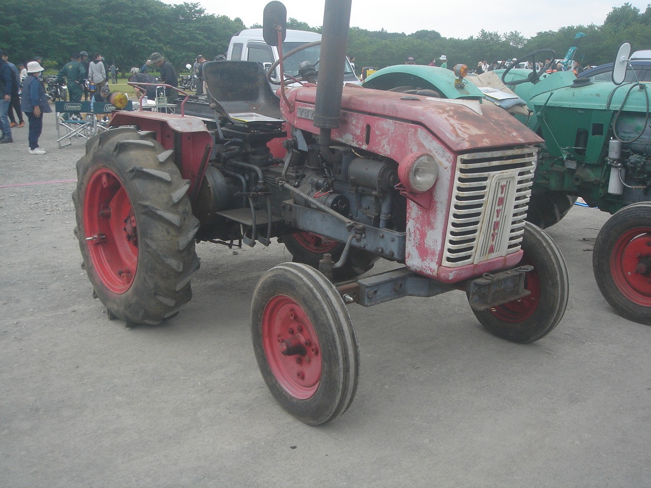alt