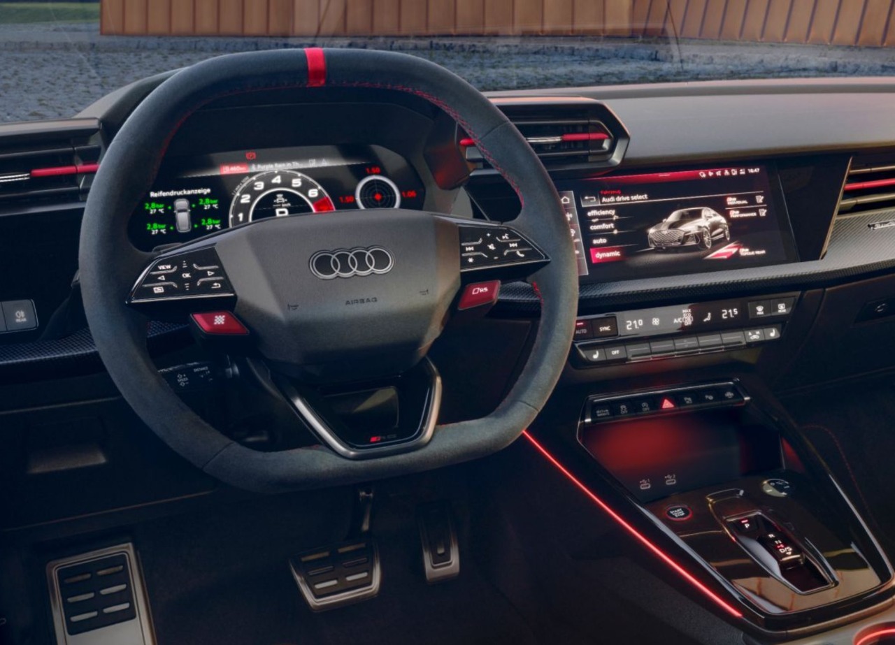 AUDI アウディ RS3 GY/8Y 純正 エアコン エアベントセット