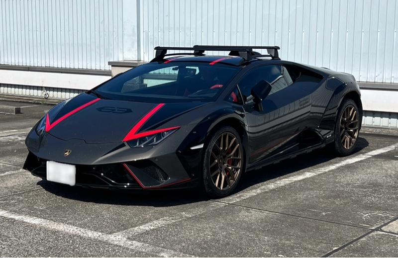 フェラーリがポルシェがランボルギーニが速さで「プリウス」に