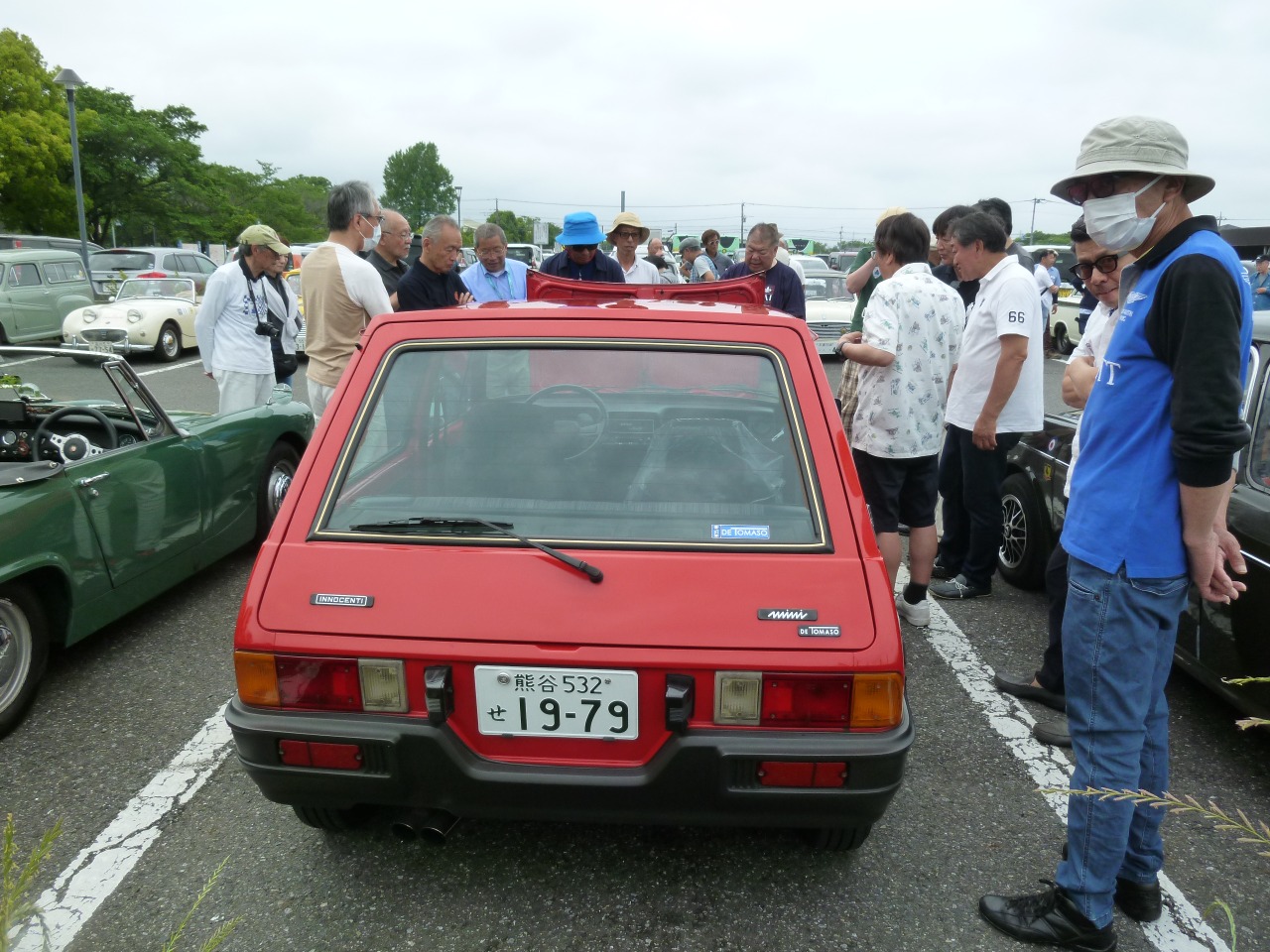 alt