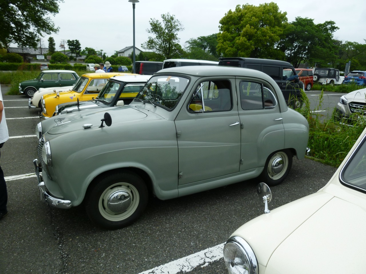 alt