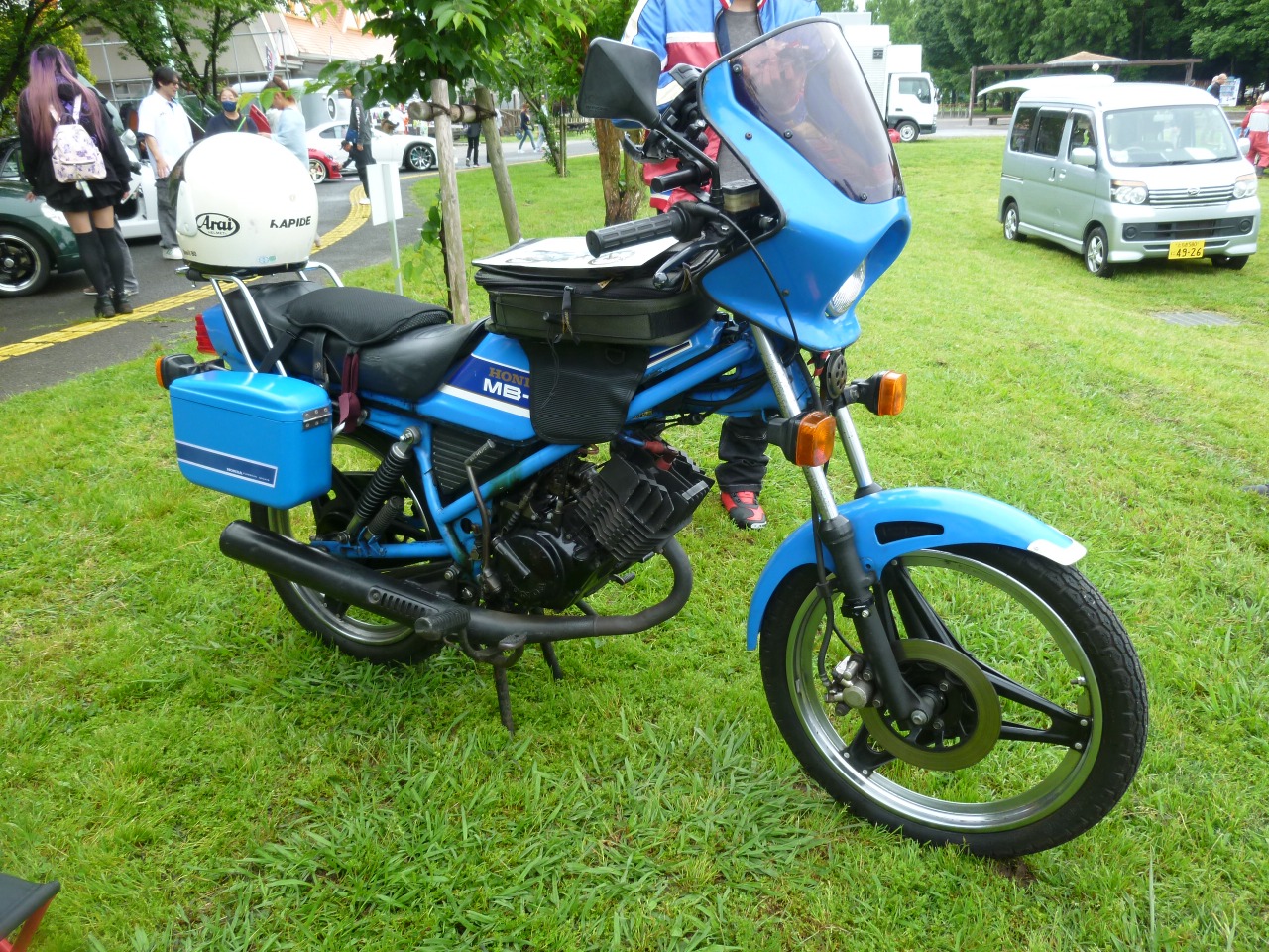 alt